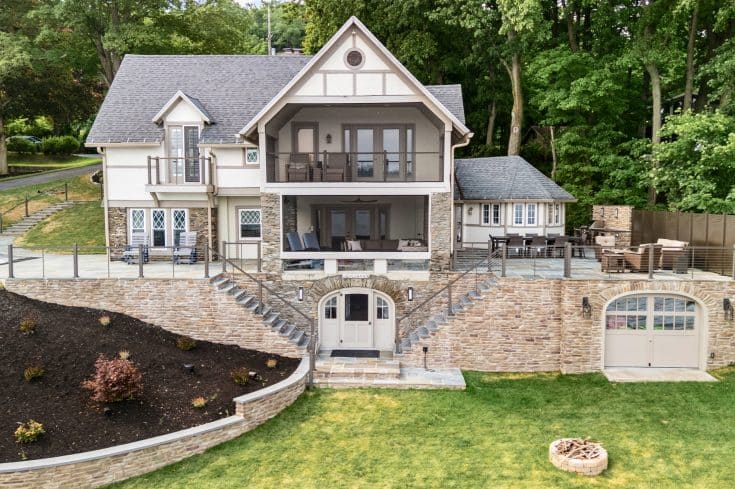Flagstone Patio/Screened Porch/Outdoor Kitchen/Boat House – Penn Yan
